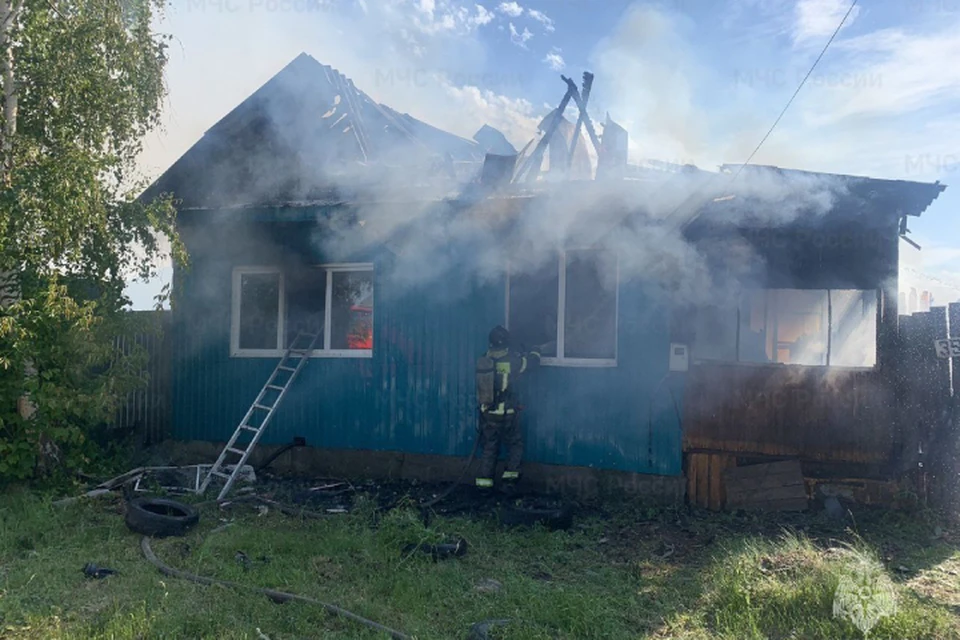 Две женщины погибли на пожаре в частном доме в Усолье-Сибирском.