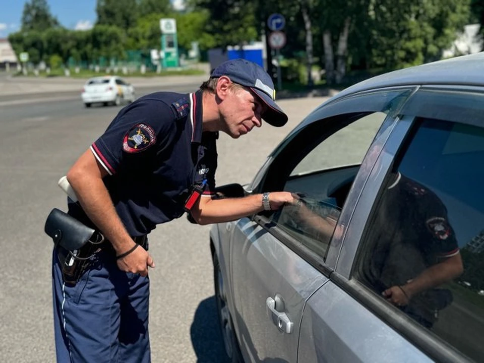 В Белове за рулем поймали пьяного родственника его величества. - ГИБДД Кузбасса.