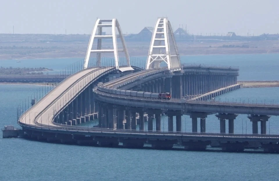Очередь перед Крымским мостом со стороны Кубани увеличилась до 562 авто