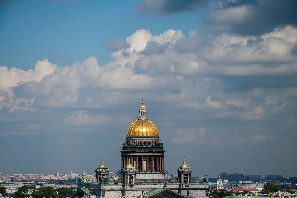 Похолодание и ливни придут в Петербург во второй половине дня 1 июля.