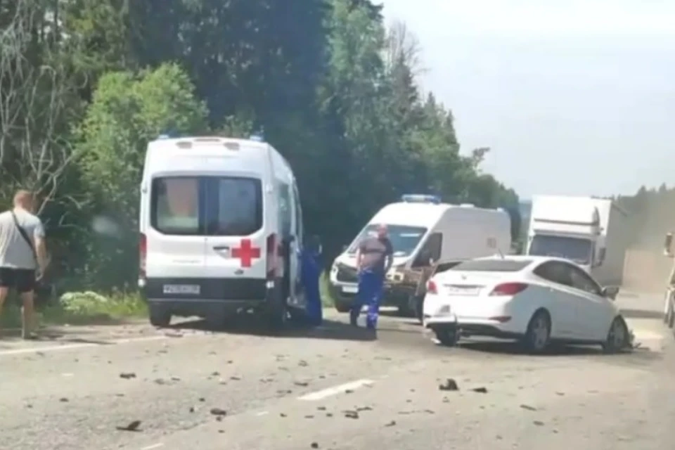 В ДТП пострадали три человека. Фото: скриншот видео @zlou18