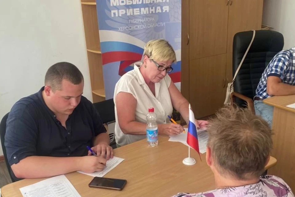 В приемную губернатора поступило свыше 50 обращений жителей Каланчакского округа Фото: администрация ХО