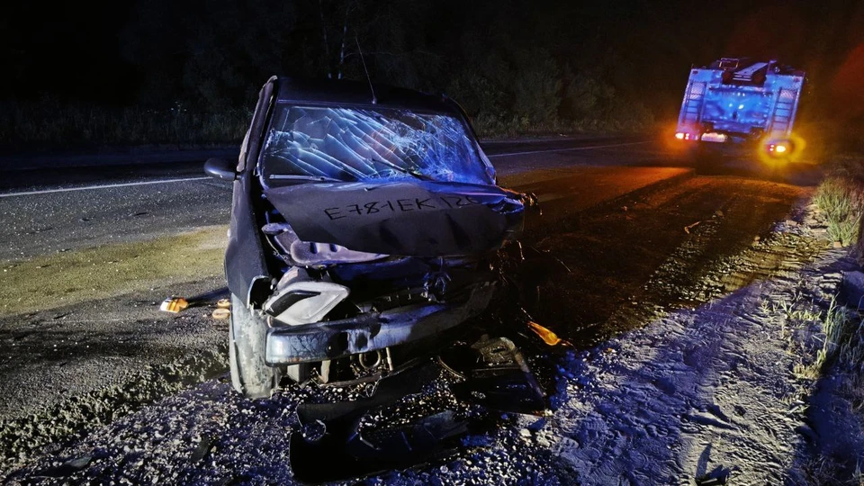 Водителя автомобиля Renault госпитализировали в больницу после ДТП с фурой в Киреевском районе