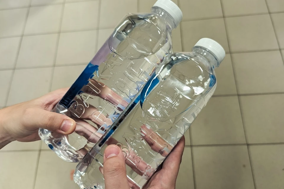 Жительница Новосибирска подралась с ребенком из-за обливаний на Ивана Купалу.