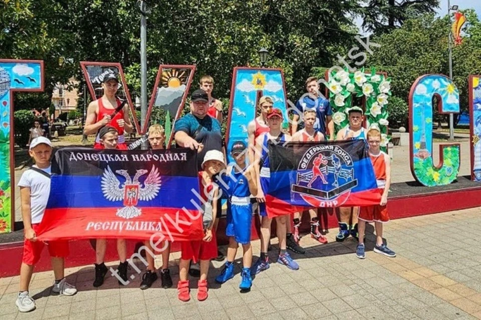 Донецк на соревнованиях представляли юные боксеры спортивной школы № 3. Фото: ТГ/Кулемзин