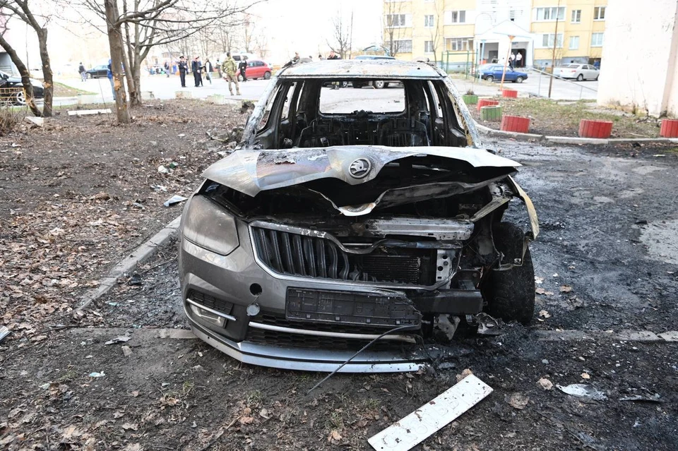 Двоих пострадавших доставляют в больницу Белгорода.