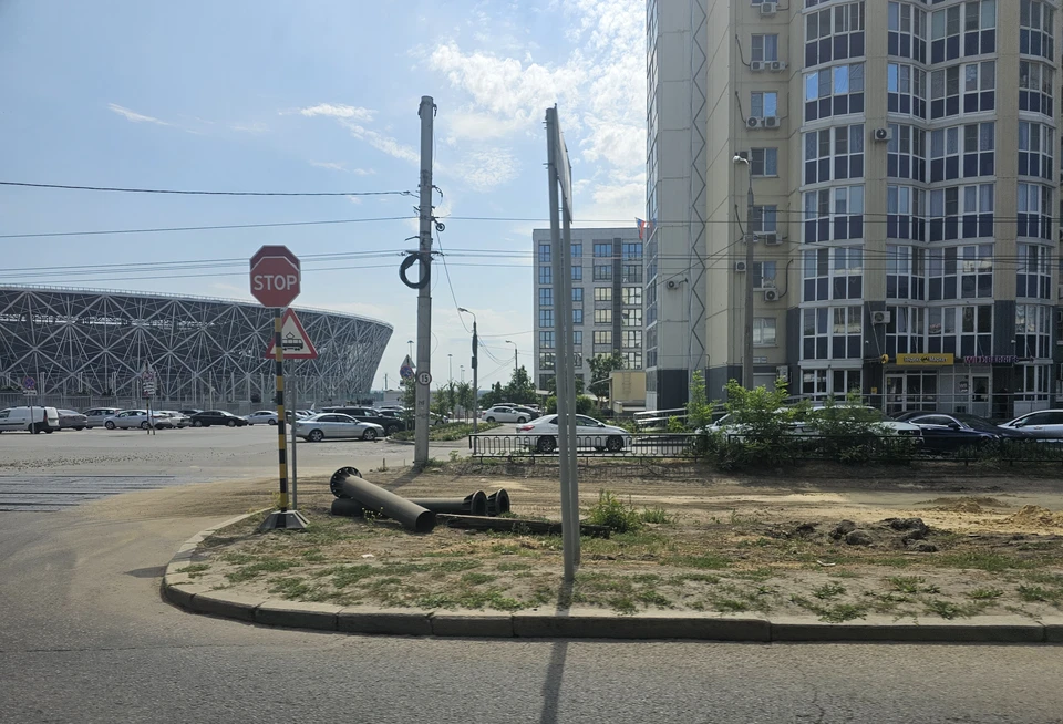 Проезды у стадиона перекрыли.
