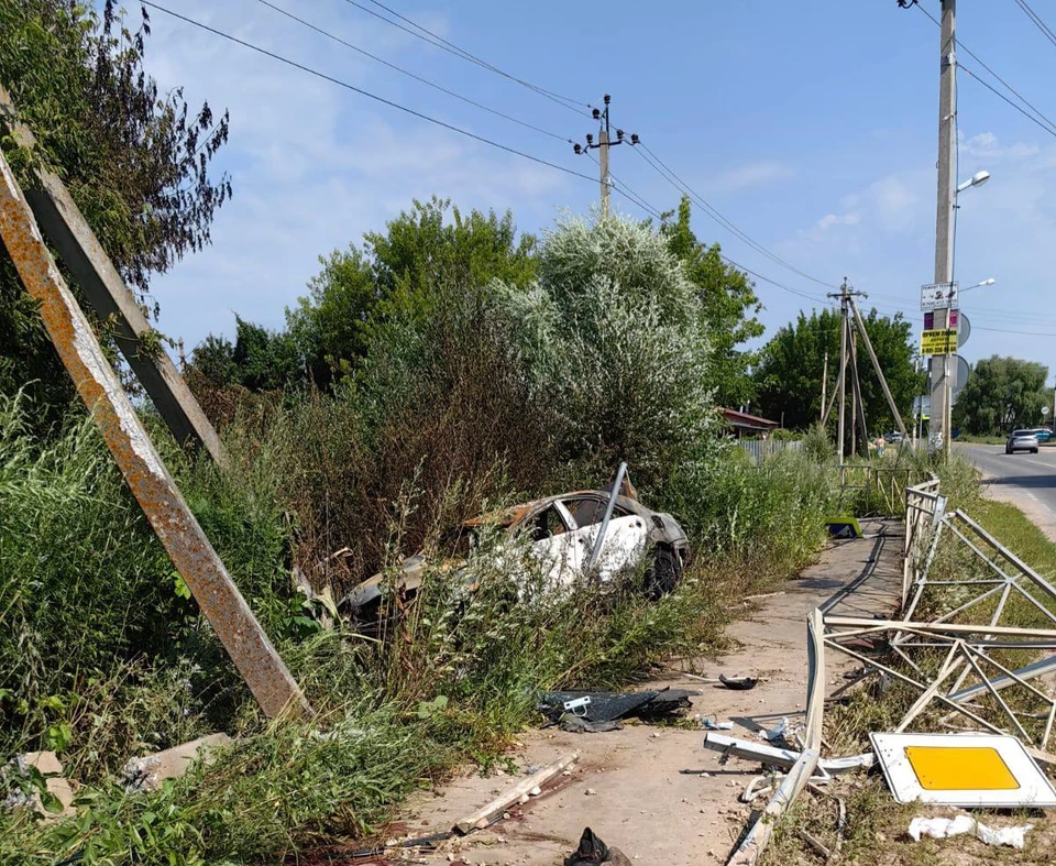 В результате аварии погибла молодая девушка.