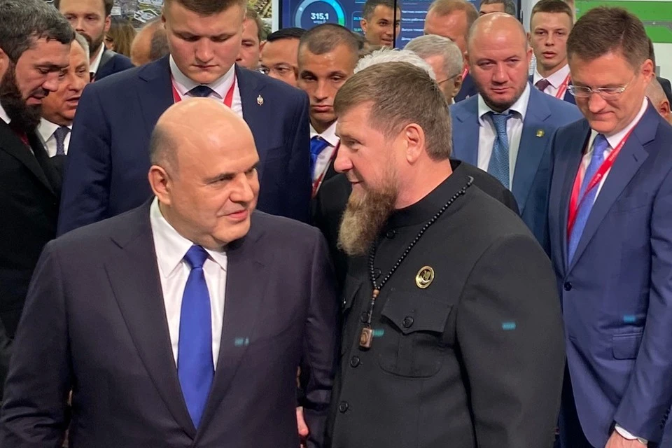 Михаил Мишустин и Рамзан Кадыров осмотрели стенд Чечни на выставке Кавказского инвестиционного форума.