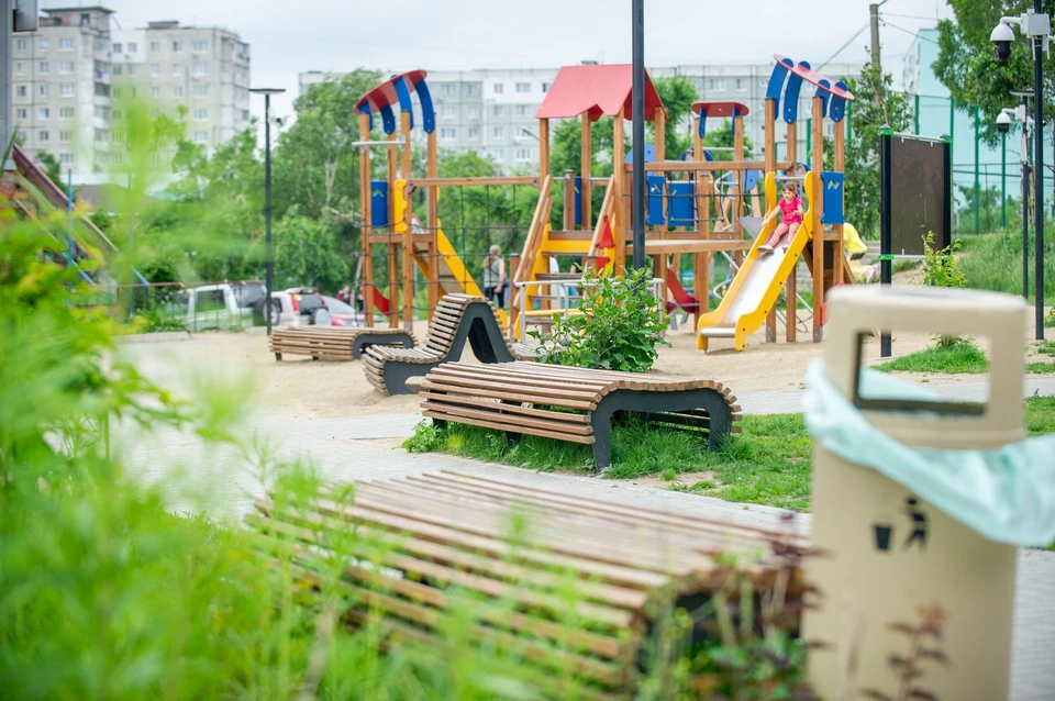Все больше дворов в Приморье преображаются.
