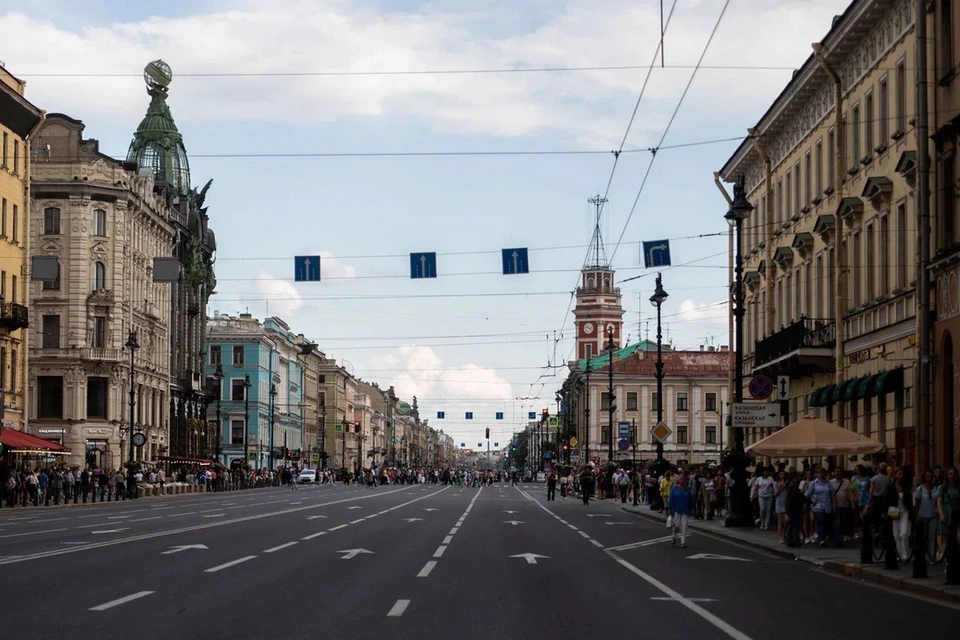 В целом по России только половина дорог отвечает нормативным требованиям.