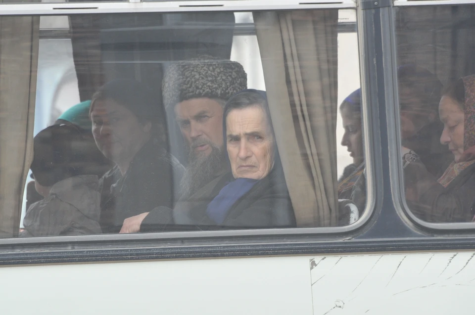 До ближайшего населенного пункта 12 километров.