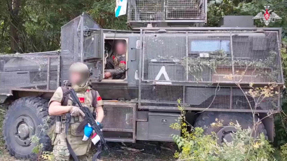 Минобр РФ: ВСУ бросают на поле боя и боевые машины, и тела украинских бойцов