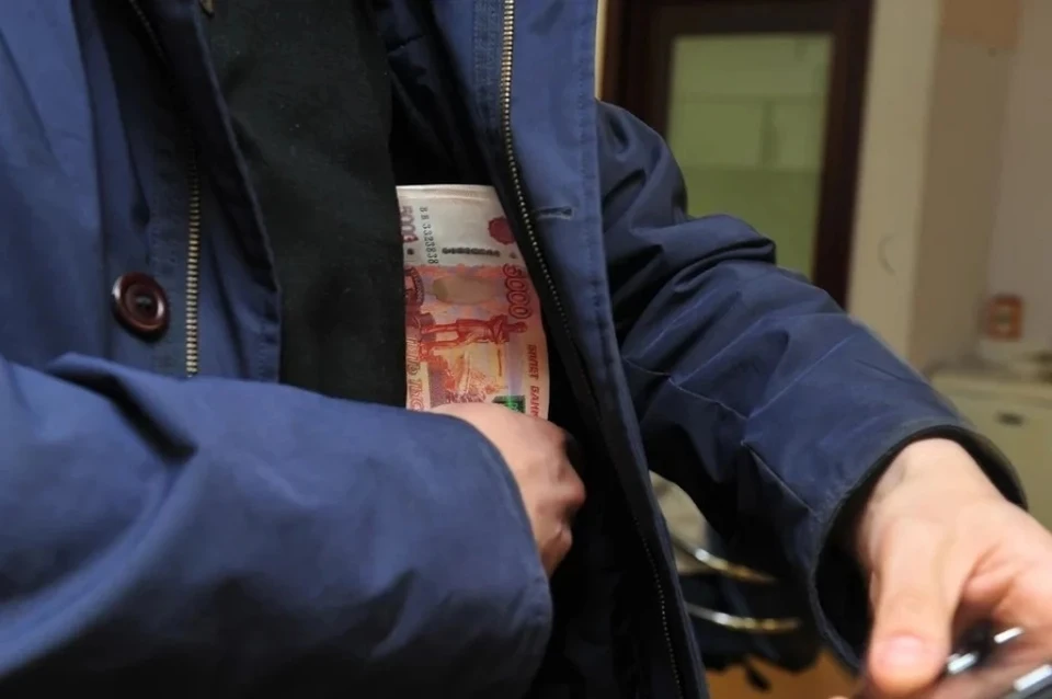 В Калуге поймали воров, промышлявших кражами денег из офисов