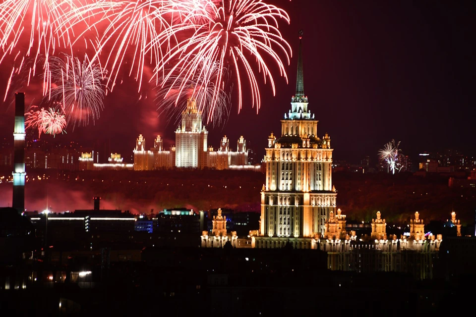 День города в Москве пройдет без фейерверков