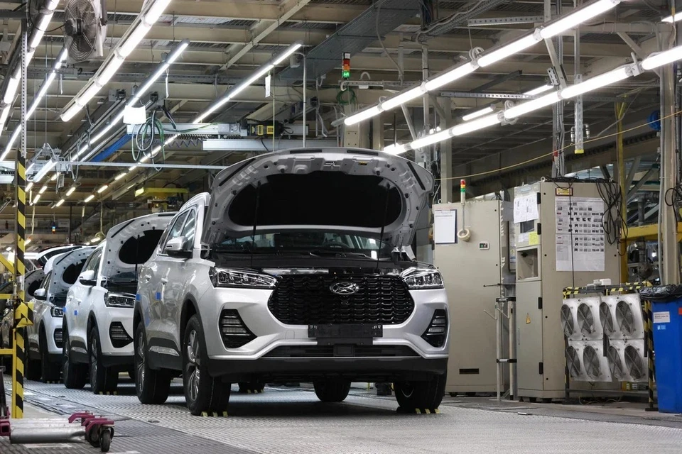 Продажи автомобилей с петербургских автозаводов достигли пиковых значений.