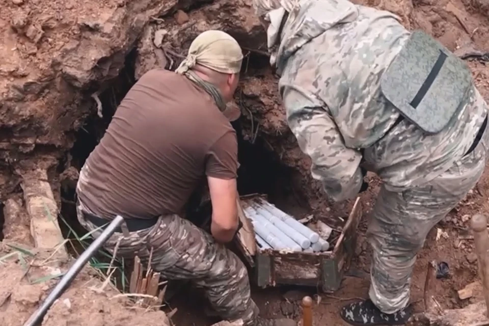 В пригороде Авдеевки обнаружили схрон ВСУ с иностранным вооружением. Фото: Штаб обороны ДНР