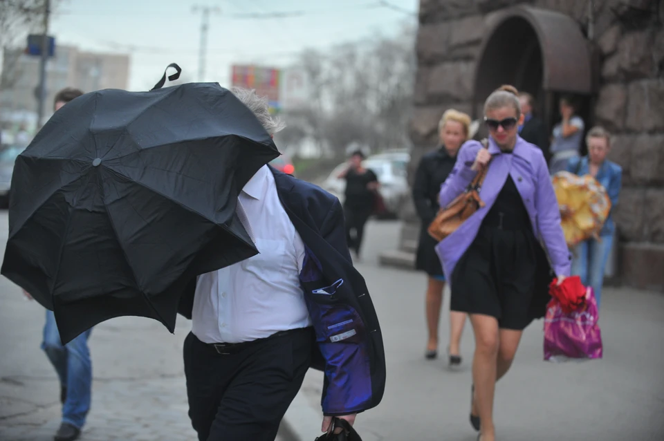 Во Владивостоке разбушевалась непогода.