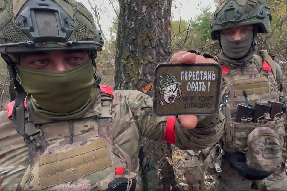 По итогам боя морпехам группировки войск «Север» удалось захватить пленных бойцов ВСУ и спрятанную в лесу трофейную технику иностранного производства.