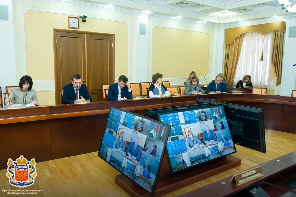 Маткапитал можно направить на реконструкцию здания блокированной застройки, то есть дома на несколько квартир, таунхауса