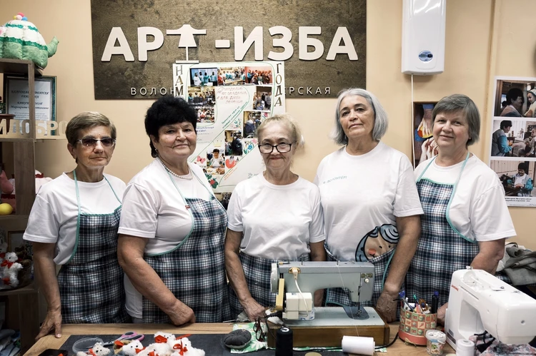 «Молоды душой»: в Тюменской области активно развивается серебряное добровольчество