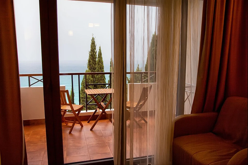 «Парк-отель «Актер» находится в первой линии у моря в районе Массандровского парка. Фото: сайт «Парк-отеля «Актер»