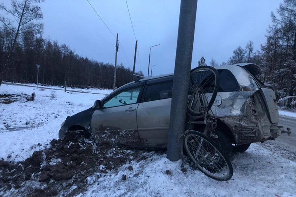 Попал в больницу с переломом: в Якутии машина сбила велосипедиста Фото: Госавтоинспекция Мегино