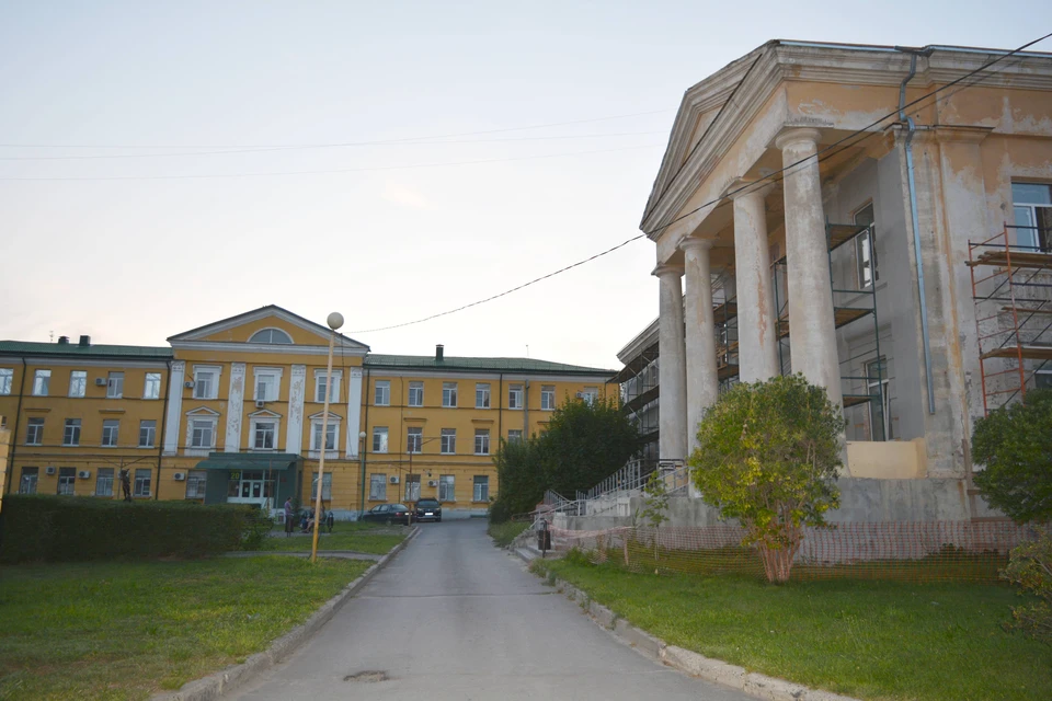 В областной больнице обновят все корпуса.