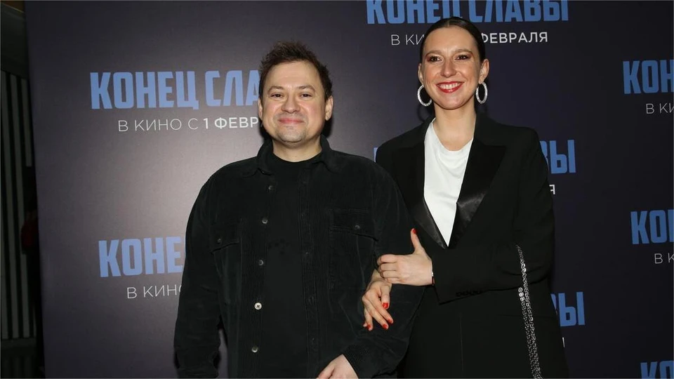 Актер Андрей Гайдулян развелся с женой Александрой Велескевич
