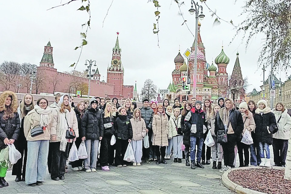 Ребята из Первомайска побывали в Москве - на экскурсиях и прогулках.