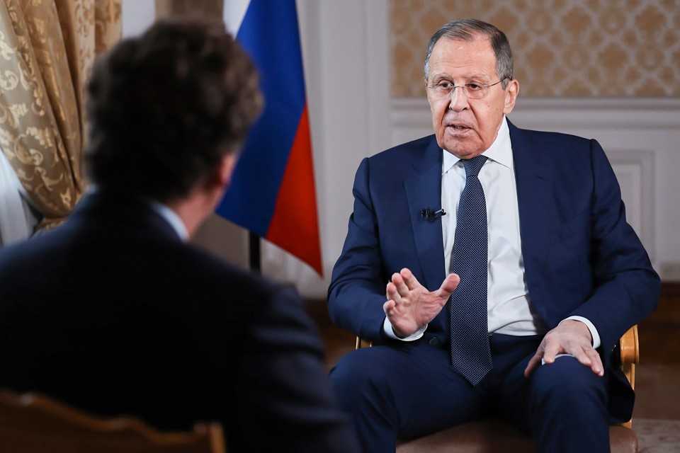 Что сказали европейцы и американцы после интервью Сергея Лаврова Такеру Карлсону: «Стыдно за наши правительства!»