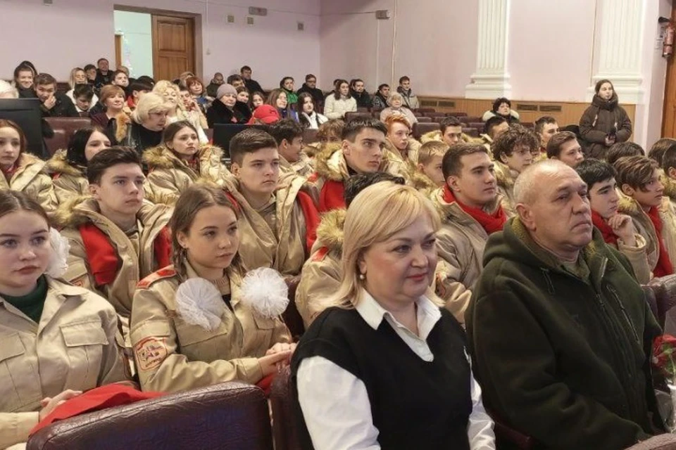 Теперь алчевцы могут смотреть постановки ведущих культурных учреждений России. Фото: Министерство культуры ЛНР