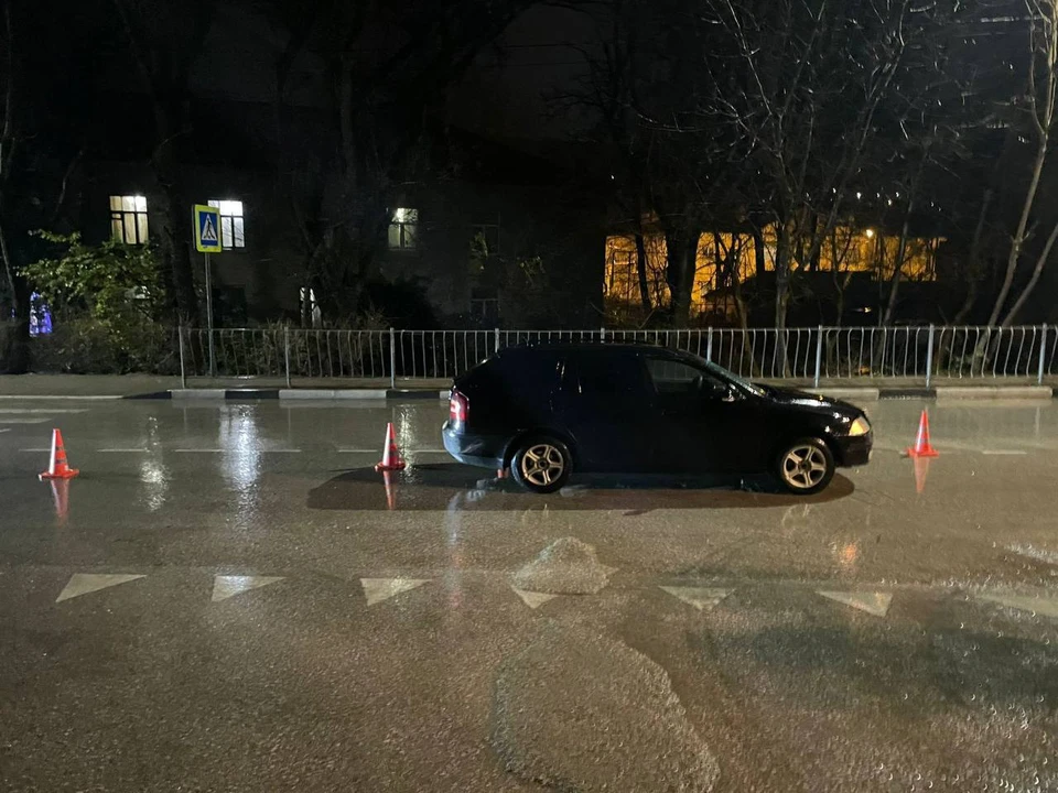 Мокрая дорога - повод снизить скорость. Фото: 92.мвд.рф