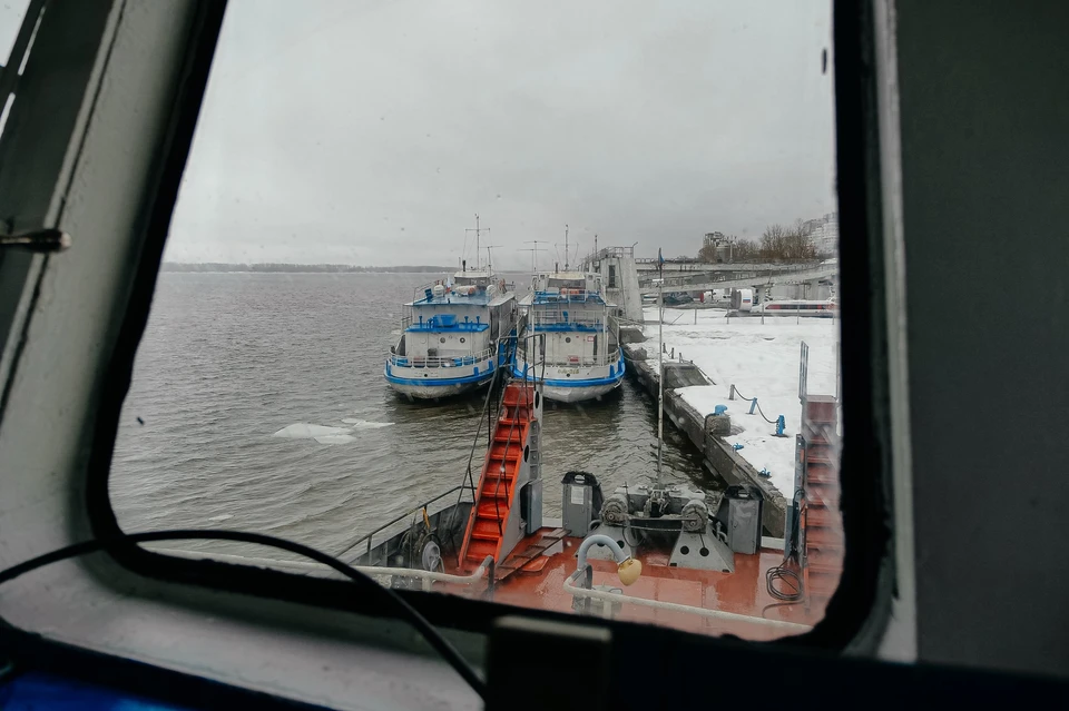 Это связано с ухудшением ледовой обстановки и становлением ледового покрова Волги.