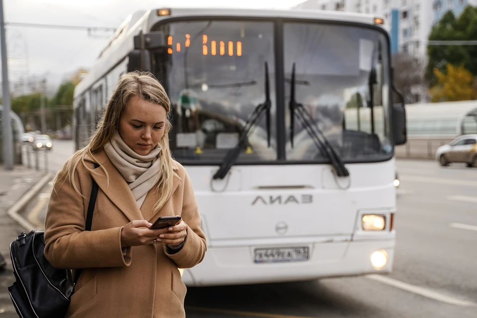 В департаменте транспорта пояснили, что расписание автобусов составлено с учетом пикового времени