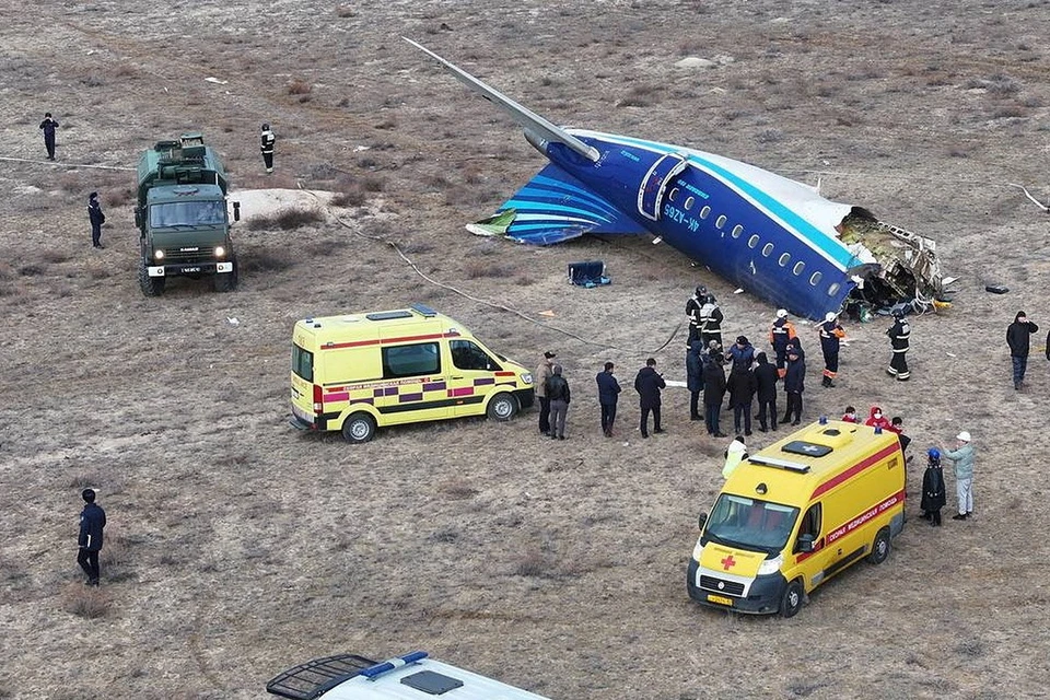 Самолет Баку — Грозный потерпел крушение в Актау, погибли 38 человек