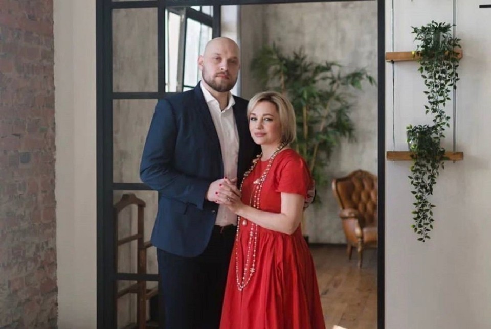 Татьяна Буланова объяснила, почему не живет с молодым мужем