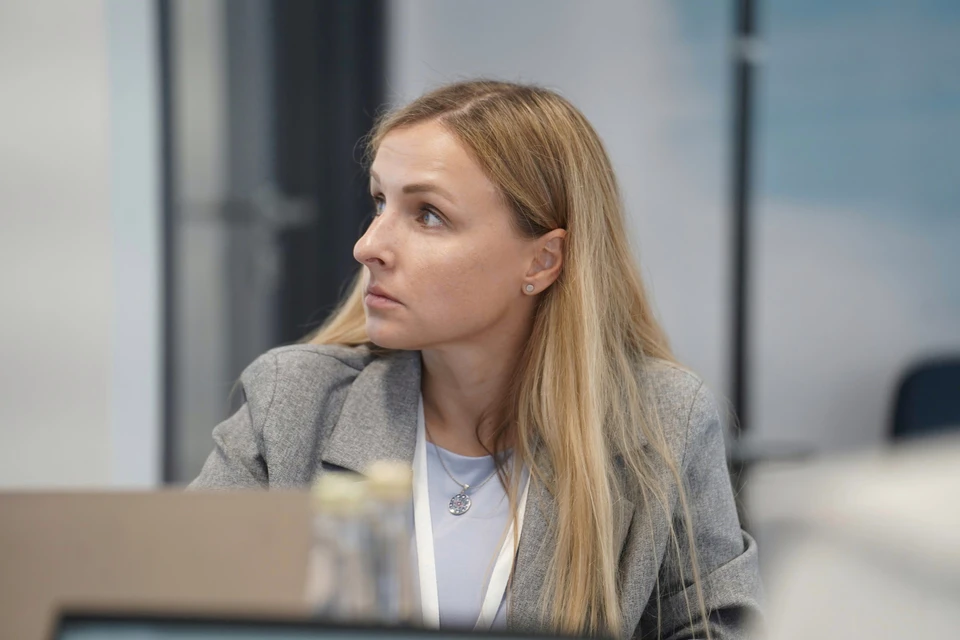 Нового руководителя коллективу 14 января представил первый вице-губернатор Александр Фетисов