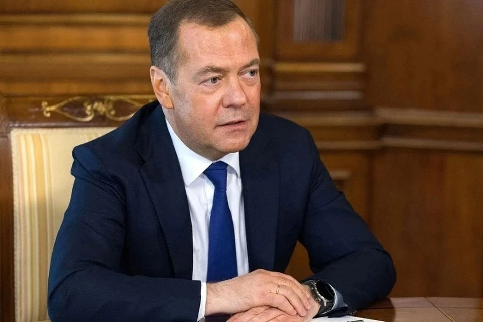 Дмитрий Медведев направил Владимиру Путину доклад о результатах работы ВПК