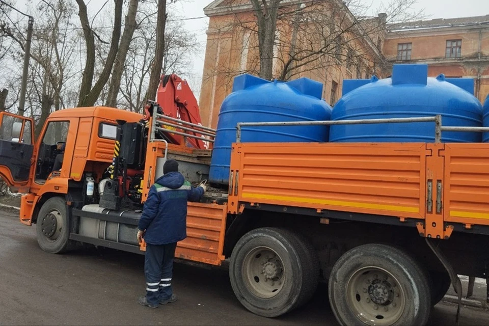 В Петровском районе Донецка установят емкости с водой. Фото: Минстрой ДНР