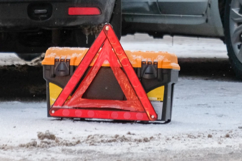 Под Новосибирском по время шторма в ДТП со скорой помощью пострадали 7 человек