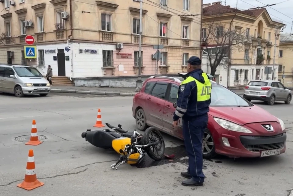 На месте работает полиция. Фото: 92.мвд.рф