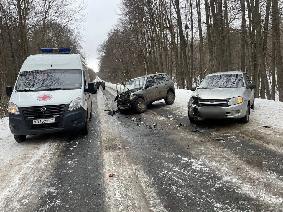 Опубликованы фото с массового ДТП в Сергачском округе