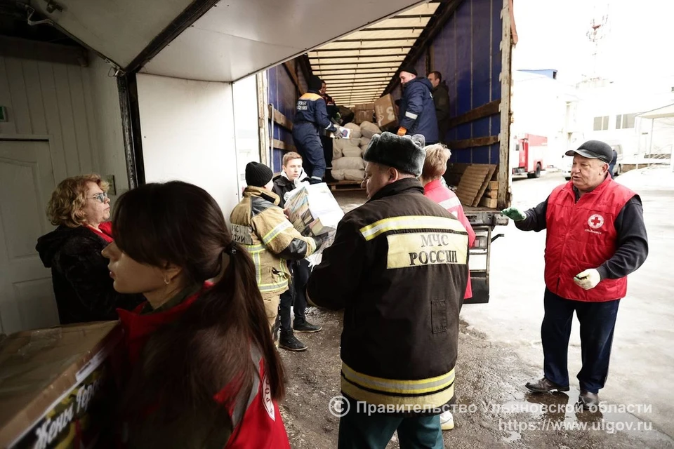 Всего в Курскую область из Ульяновской области было отправлено около 250 тонн гуманитарной помощи. Фото правительство Ульяновской области