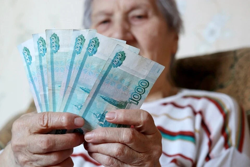 Экономист Балынин: пенсии 80-летних россиян повысят трижды в 2025 году