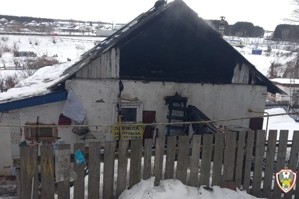 Площадь пожара составила 35 кв.м. Фото: Государственная противопожарная служба Удмуртии