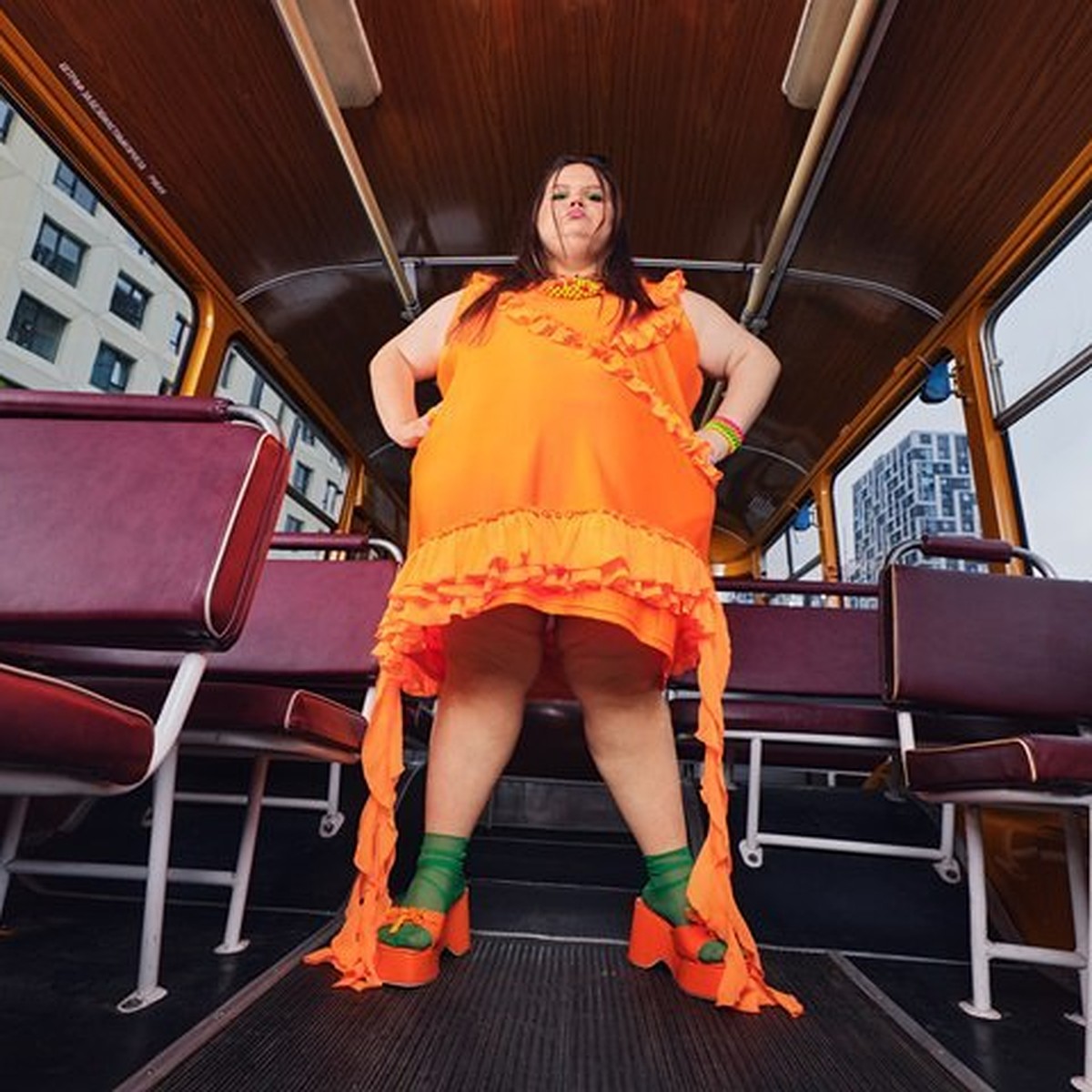 Ер адам әйелді таяқпен алдағаны үшін жазалайды