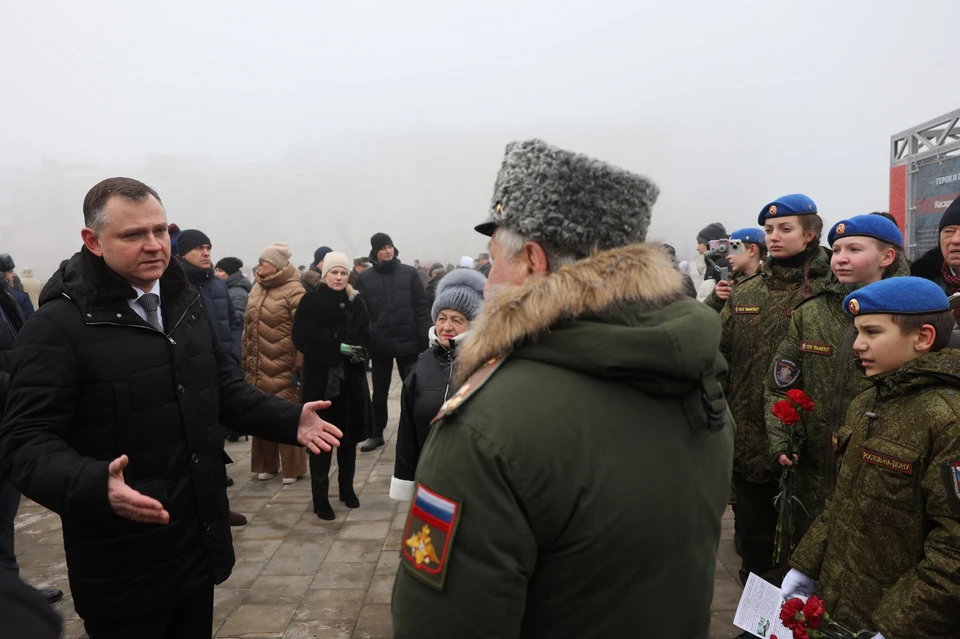 Глава региона обещал, что к 9 Мая в Кумженской роще будет гореть Вечный огонь. Фото: пресс-служба губернатора Ростовской области