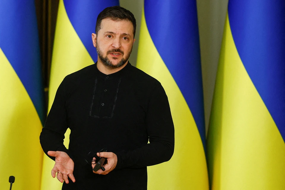 Milliyet: Зеленскому надо сесть за стол переговоров с Россией