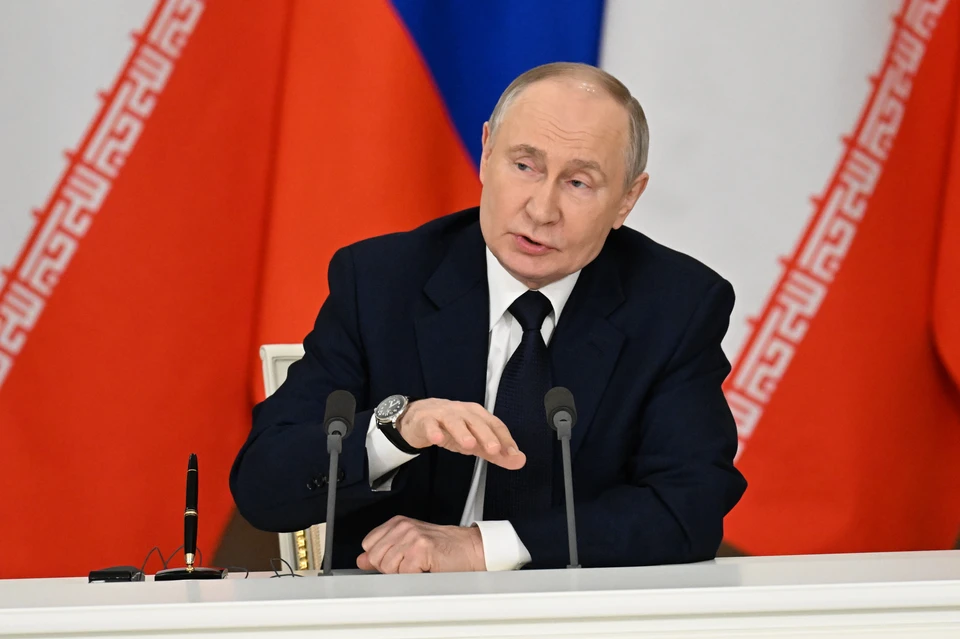 Песков: Владимир Путин продолжит работу в Санкт-Петербурге в среду